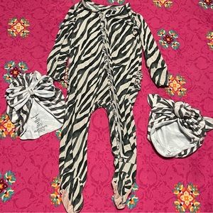 Posh peanut koko footie and hat bundle